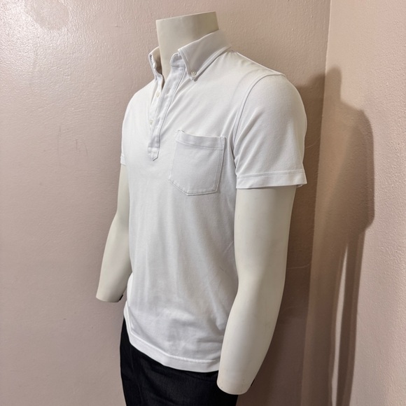 Uniqlo White Polo Shirt for Men - Picture 3 of 10